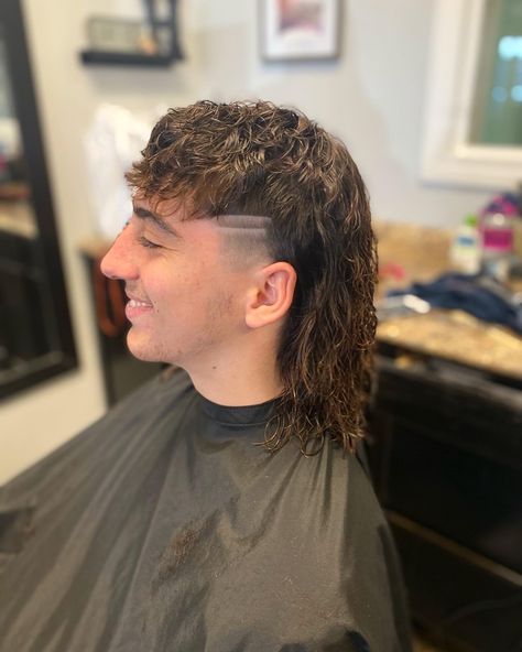 Men’s hair men’s mullet perm barber work men’s hair design Traditional Mullet, Clean Mullet Haircuts Men, Country Boy Mullet, Country Mullet, Men’s Modern Mullett, Mullets Country, Medium Mullet, Mens Mullet, Punk Boy