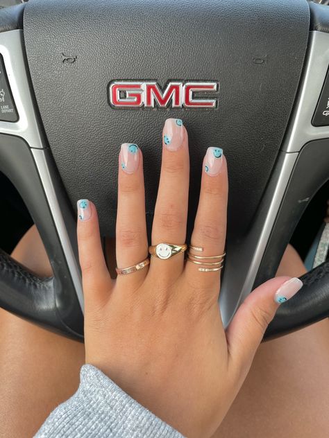 nails, smiley face, rings Cute Nails Acrylic Smiley Face, Unc Nails, Smiley Face Nail Designs For Short Nails, Light Blue Smiley Face Nails, Wavy Smiley Face Nails, Cute Summer Nails Smiley Face, Nails Smiley Face, Smiley Nails, Smiley Face Nails