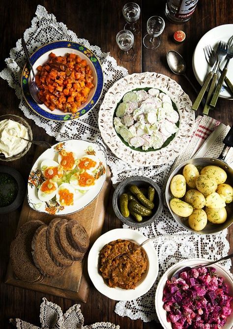 Eastern European Recipes, Spiced Carrots, Radish Salad, European Recipes, Ukrainian Recipes, European Cuisine, European Food, Russian Recipes, Eastern European