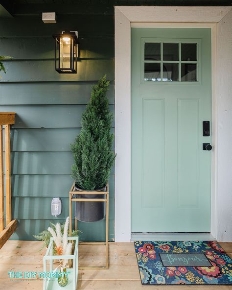 Small Front Porch Makeover, Tiny Lake House, Porch Makeover On A Budget, Door Colour, Diy Mommy, Front Porch Makeover, Small Front Porch, Porch Makeover, Front Door Porch