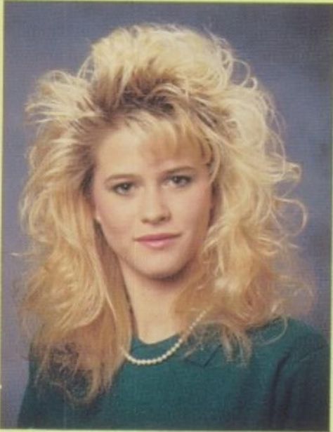 Early 80s Hair, 80s Updo Hairstyles, 70’s Hair And Makeup, 80s Curls, 80's Hairstyles, 80s Hair And Makeup, 1980s Makeup And Hair, 80s Big Hair, Hairstyle Ideas For Short Hair