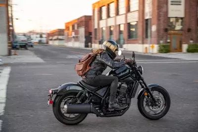 2015 Triumph Bonneville Pictures, Photos, Wallpapers And Video. | Top Speed Honda 1100, Harley Davidson Art, Indian Scout, Pretty Bike, Cafe Racer Bikes, Honda Motors, Beautiful Bike, New Honda, Touring Bike