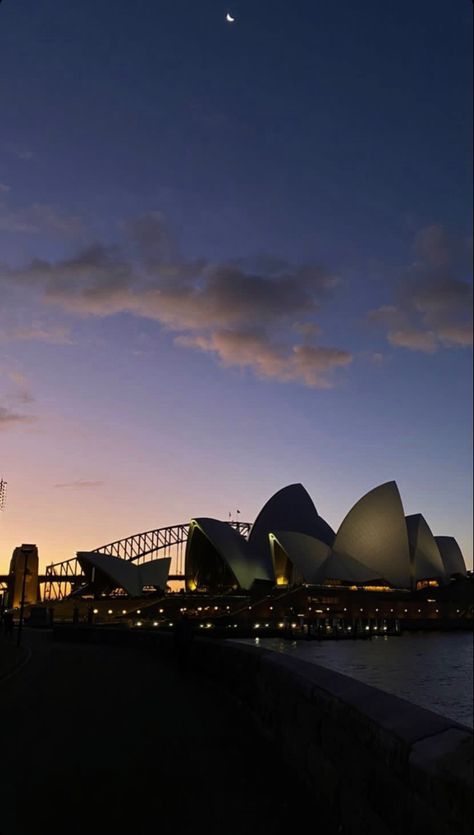 Sydney Australia Aesthetic Wallpaper, Australia Aesthetic Sydney, Sydney Australia Aesthetic Night, Sydney Night Aesthetic, Australia Vibes Aesthetic, Sydney Aesthetic City, Australia Aesthetic Wallpaper, Sydney Core Aesthetic, Cute Vibes Aesthetic