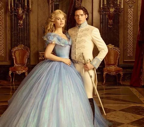 Cinderella (Ella) and Prince Kit (Prince Charming) Cinderella Movie, Cinderella 2015, Wedding Dresses Cinderella, Fairy Tale Wedding Dress, Trendy Wedding Dresses, Cinderella Dresses, Princess Cinderella, Lily James, Bohol