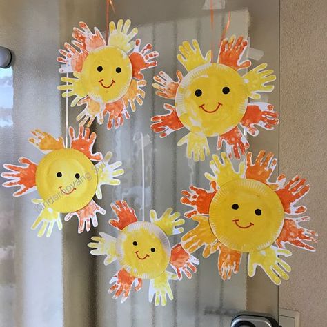 Home Daycare Craft Ideas, Sensory Crafts For Toddlers, Fun Toddler Crafts, Spring Arts And Crafts, Sun Crafts, Weather Crafts, Space Beautiful, Doll Design, Toddler Art Projects