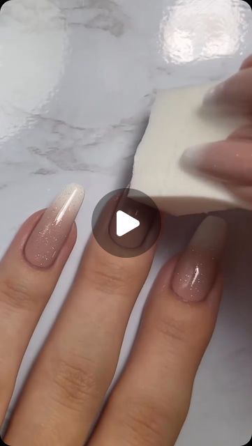 nails tutorials 💅🏻 on Instagram: "🤍white and nude ombre with a splash of glitter✨  By @heajiheaji" Ombre Nails Nude And White, Ombre Tutorial Nails, Splash Nail Art, Nude Glitter Nails, Ombre Nail Art Tutorial, Fake Gel Nails, Ombre Nails Tutorial, Instant Nails, Ombre Nails Glitter