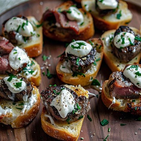 Garlic Bread Steak Bites with Horseradish Cream Garlic Bread Steak Bites Appetizer, Steak On Bread Appetizer, Garlic Bread Steak Bites Tipsy Housewife, Steak Bites Appetizer, Steak Appetizers Appetizer Ideas, Garlic Bread Steak Bites, Recipe For Garlic Bread, Pillsbury Desserts, Baguette Appetizer