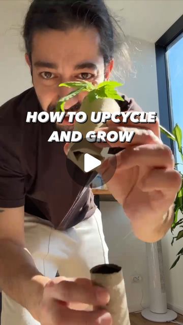 Armen Adamjan on Instagram: "How to Upcycle those tubes and use them to grow! 🌱🤩
.
.
ps: more awesome gardening / plant hacks in my official books! Grab a copy on my website: www.creativeexplained.com 🤟
.
.
.
#lifehacks #spring #gardening #plants #plantbased #upcycle #recycle #diy #howto" Plant Hacks Tips, Miracle Grow Diy, Garden Tricks, Miracle Grow, Spring Gardening, Planting Tips, Garden Fun, Gardening Hacks, Growing Veggies