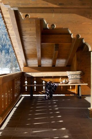 Tino Zervudachi's Gstaad chalet | House & Garden Swiss Chalet Exterior, Chalet Balcony, Swiss Decor, Norwegian Cottage, Chalet Exterior, French Window, Mountain Interiors, Ski Cabin, Barn Living