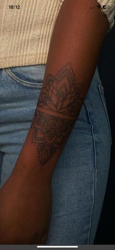 Tattoo Ideas Female Mandala Arm, Mandala Line Tattoo, Mandala Forearm Tattoo For Women, Minimalist Mandala Tattoo, Mandala Arm Tattoos For Women, Around Elbow Tattoos For Women, Mandala Wrist Tattoos For Women, Forearm Tattoo Women Unique, Mandala Band Tattoo