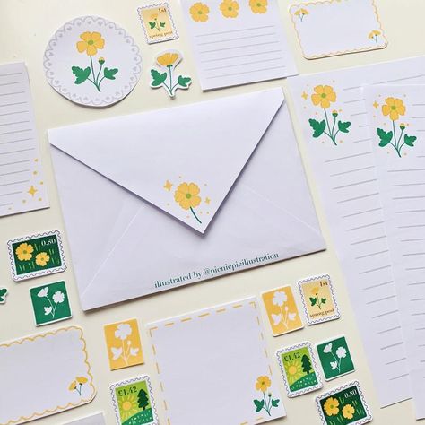 Penpal Envelope Ideas, Cute Writing Paper, Letter Writing Kit, Penpal Ideas, Spring Cottagecore, Penpal Letters, Stationary Ideas, Writing Paper Template, Cute Writing