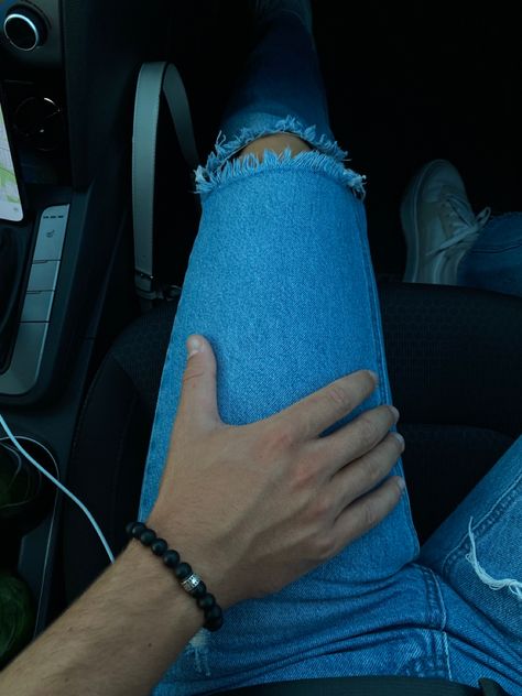 #aesthetic #couplegoals #relationshiptips #summer #love #boyfriend #hands #driving #carpicture #caraesthetic #lovebirds #thesummeriturnedpretty #drive #summerstyle #latenightdrives #summerdrives Hand On The Thigh Couple Aesthetic, Bf Hand On Leg, His Hand On My Thigh While Driving, Driving With Hand On Thigh, Hand On Leg In Car, Late Night Drives Couple, Driving With Boyfriend, Couple Driving Aesthetic, Boyfriend Driving Aesthetic