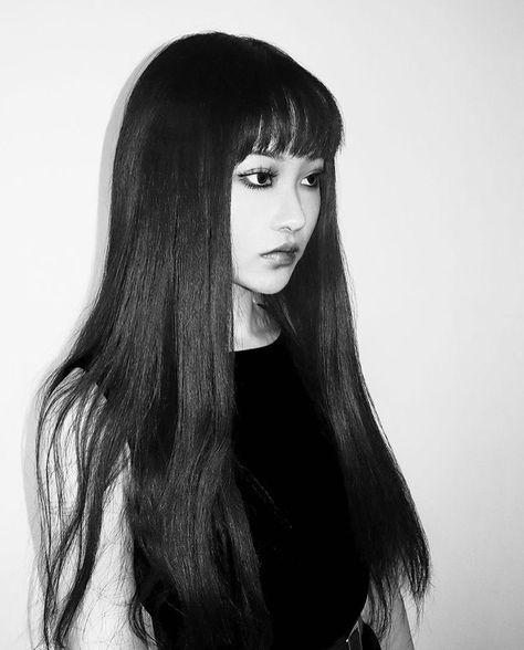 Tomie Photoshoot, Tomie Hairstyle, Tomie Hair, Ulzzang Cosplay, Tomie Cosplay, Tomie Kawakami, Hairstyle Long, Junji Ito, Pretty Ppl