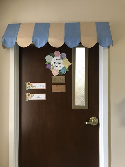 Hall door decoration Hall Themes, Hall Door, Ra Boards, Dorm Sweet Dorm, Resident Assistant, Dorm Ideas, Door Decoration, Door Ideas, Door Decorations