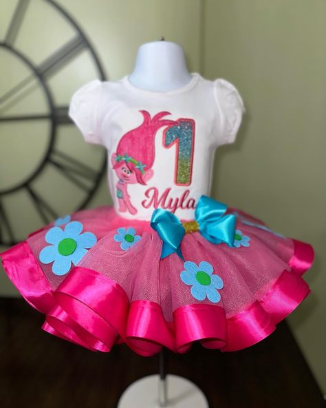 Myla is turning 1! Trolls birthday! If take your time but hurry up was a day lol. I made the post office 🏤 Trolls Birthday Outfit Girl, Trolls Birthday Outfit, Trolls Party, Trolls Birthday Party, Troll Party, Birthday Party Outfits, March 5, 2nd Birthday Party, Take Your Time