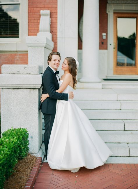 Preppy Wedding, Charleston Weddings, Charleston Wedding, Happily Ever After, Ever After, Charleston, Lawn, Wedding Dresses, Weddings