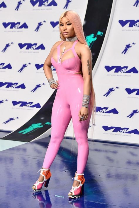 Nicki Minaj Body, Nicki Minaj Fashion, Nicki Minaj Outfits, Nicki Minaj Quotes, Nicki Minaj Barbie, Nikki Minaj, Modele Fitness, Nicki Minaj Photos, Nicki Minaj Pictures