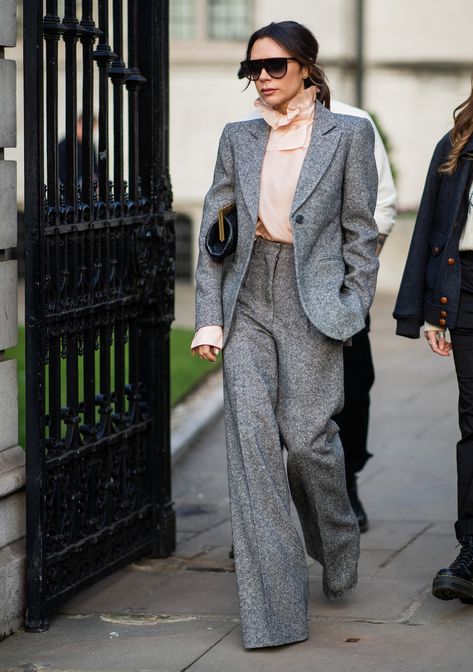 Parisian Wardrobe, Marlene Hose, Victoria Beckham Outfits, Victoria Beckham Style, Celebrity Style Icons, Copenhagen Fashion Week, Fashion Icons, Business Outfit, Fashion Icon