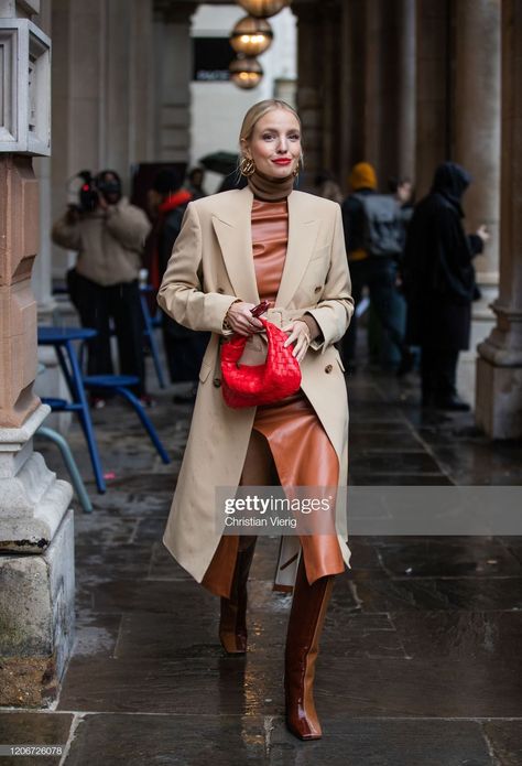 21fe5b8ba755eeaece7a450849876228desc51372118ri Camel Coat Outfit, Bottega Bag, Camel Wool Coat, Leonie Hanne, Emilia Wickstead, Turtleneck Dress, Camel Coat, Fashion Hacks Clothes, Turtle Neck Dress