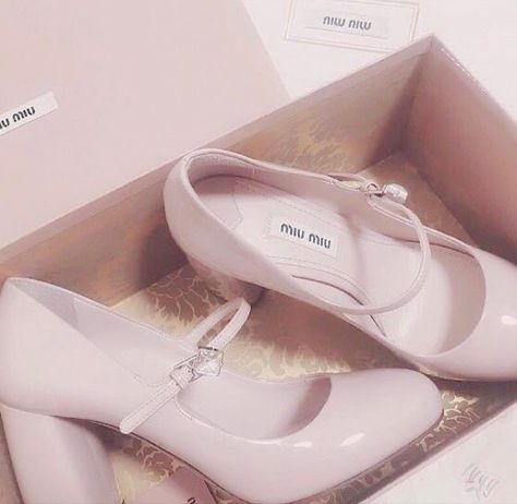 Angelic Angel, Dr Shoes, Coping Mechanism, Cute Shoes Heels, Miu Miu Shoes, Fancy Shoes, Pink Girly Things, Girly Shoes, Shoe Inspo