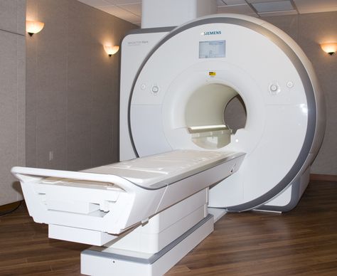 The Siemens 3T Skyra MRI is available in all nine of our ZP locations! Mri Machine, Mri Technologist, Pet Scan, Hospital Architecture, Diagnostic Imaging, Mri Scan, Magnetic Resonance Imaging, Ct Scan, Hospital Interior Design