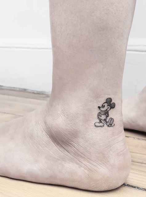 70+ Small and Adorable Tattoos by Ahmet Cambaz from Istanbul - TheTatt Dainty Mickey Mouse Tattoo, Small Mickey Mouse Tattoo Simple, Small Mickey Tattoo, Simple Mickey Tattoo, Tiny Disney Tattoos Simple, Disney Tattoos Small Simple, Small Mickey Mouse Tattoo, Minimal Disney Tattoo, Fine Line Disney Tattoo