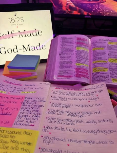 Bible For Vision Board, 2025 Vision Board Bible Study, God For Vision Board, Vision Board Bible Study, How To Do Bible Study Notes, Bible Study Vision Board, Bible Study Wallpaper, Bible Study Motivation, Bible Study Pictures