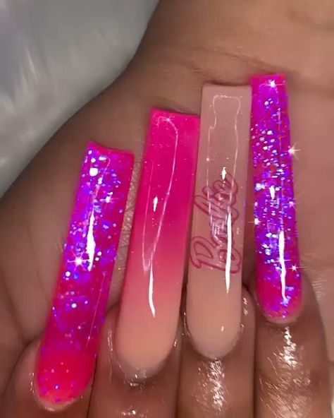 Barbie Nails Pink, Neon Acrylic Nails, Barbie Nails, Pink Glitter Nails, Long Acrylic Nail Designs, Nails Design With Rhinestones, White Acrylic Nails, Glow Nails, Long Square Acrylic Nails