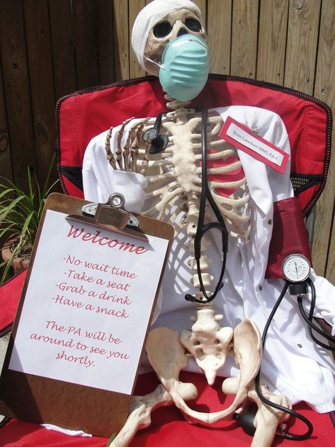 Medical Theme Party Ideas, Nurse Graduation Table Centerpiece, Doctor Party Ideas Medical, Medical School Graduation Party Ideas Doctors, Ems Party Ideas, Medical Halloween Party, Medical Themed Parties Decorations, Hospital Themed Party, Nursing Retirement Party Ideas