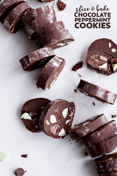 Chocolate Peppermint Bark Cookies, Chocolate Cookies With Peppermint, Peppermint Chocolate Cookies, Colossal Cookies, Cookie Delight, Slice And Bake Cookies, Peppermint Slice, Refrigerator Cookies, Chocolate Chip Shortbread Cookies