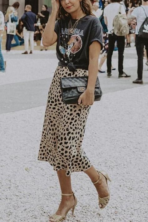 facf9f743b083008a894eee7baa16469desc35139987ri Cookout Outfit, Spring Outfit Women, Rock Outfit, Leopard Print Skirt, Outfit Trends, Black Women Fashion, Tomboy Fashion, Print Skirt, Looks Style