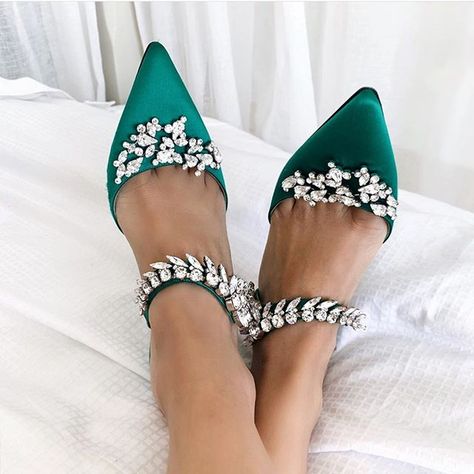 Instagram Shoes, Mules Sandals, Fashion Shoes Heels, High Heel Mules, Heeled Mules Sandals, Giuseppe Zanotti Shoes, Red High Heels, Heel Mules, Fancy Shoes