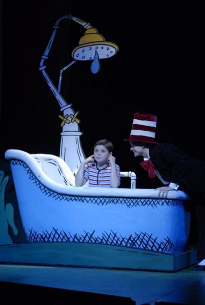 seussical the musical set - Google Seussical Bathtub, Bathtub Costume, Trufulla Tree, Seussical Props, Seussical Set, Seussical The Musical, Seussical Jr, Seussical Costumes, Clover Field