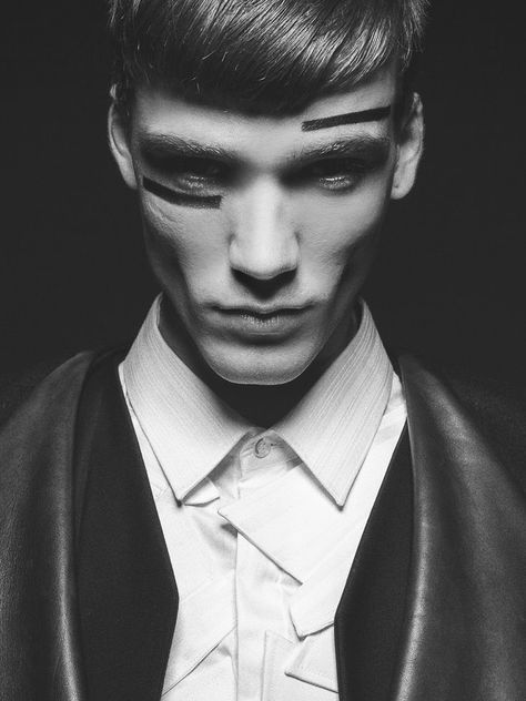 Cyberpunk Makeup, Futuristic Makeup, Sci Fi Fashion, Mens Editorial, Male Makeup, Men Photography, Models Makeup, Beauty Shoot, Editorial Makeup