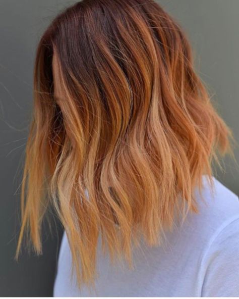 Ginger Peach Is Falls Prettiest Ombre Hair Color Trend | Fashionisers© - Part 2 Ginger Ombre, Peach Hair Colors, Warm Hair Color, Hair Ginger, Hair Color Orange, Ginger Peach, New Hair Trends, Peach Hair, Ginger Hair Color