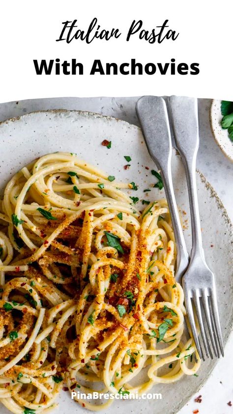 Italian Pasta with Anchovies, a quick recipe with toasted breadcrumbs and a flavorful anchovy sauce. All you need is 30 minutes and simple ingredients. Pasta With Anchovies, Anchovy Pasta, Anchovy Sauce, Comfort Pasta, Mediterranean Meals, Quick Pasta Recipes, Quick Pasta, Italian Pasta Recipes, Italian Recipe