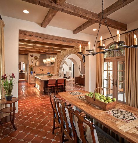 Spanish Style Kitchen, Spanish Colonial Homes, Hacienda Style Homes, Spanish Decor, Mexican Home, Mediterranean Home Decor, Spanish Style Home, Casas Coloniales, Hacienda Style