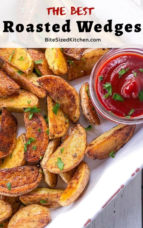 Potato Wedges Oven Baked, Yukon Potato Recipes, Roasted Yellow Potatoes, Best Potato Wedges, Oven Wedges, Oven Baked Potato Wedges, Gold Potato Recipes, Oven Baked Potato, Bite Size Appetizers Easy