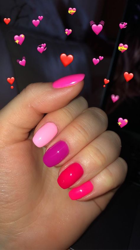 5 shades of pink gel polish  inspired by kylie jenner 5 Shades Of Pink Nails, Shades Of Pink Nails, Pink Gel Polish, Gel Overlay, Pink Gel Nails, Pink Gel, Shades Of Pink, Sun Kissed, Nails Art