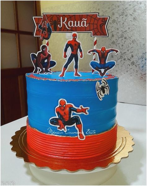 Spiderman Cake For Boys, 6 Year Birthday Cake For Boy, Golden Birthday Cakes For Boys, Spider Cake Birthday, Spider Man Cakes For Boys, Spider Man Cake Design, Spider Man Cake Ideas, Spiderman Cake Ideas, Spider Man Birthday Cake