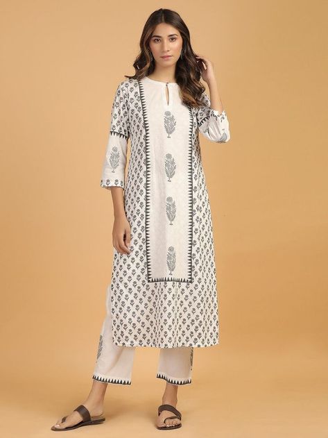 Block Print Kurti Designs, Printed Kurti Designs, Kurta And Palazzo, Blue Kurta, Designer Kurti Patterns, Kurti Patterns, Simple Kurti Designs, Salwar Designs, Kurti Designs Latest