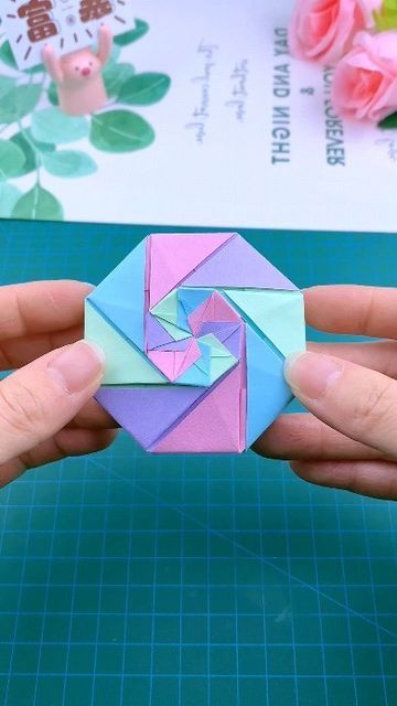 Circle Crafts, Crafts Origami, Paper Craft Ideas, Paper Crafts Origami, Origami Tutorial, Treasure Box, Origami Easy, Box Storage, Treasure Boxes