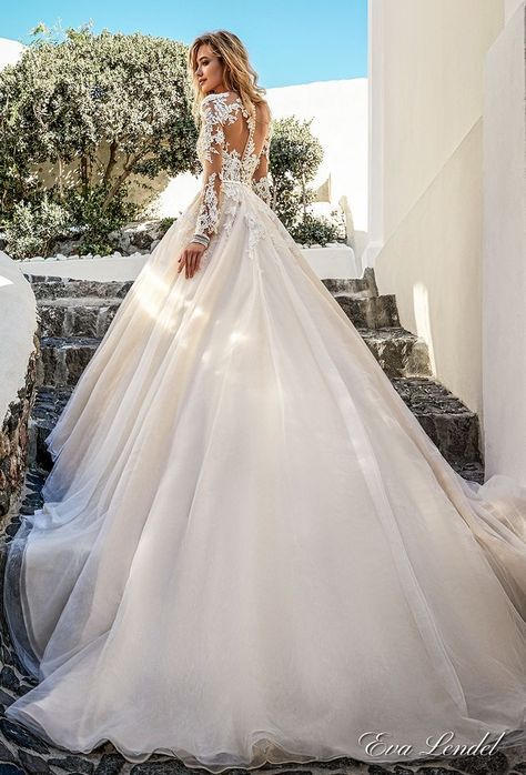 Chic Bridal Gown, Eva Lendel, Court Train Wedding Dress, Western Wedding Dresses, Back Wedding Dress, Wedding Dress Train, Dream Wedding Ideas Dresses, Evening Dresses For Weddings, Princess Wedding Dresses