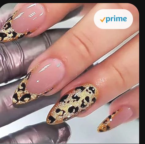 French Tip Manicure, Glitter Manicure, Seasonal Nails, Leopard Nails, Animal Nails, Fake Nails With Glue, Animal Print Nails, Girls Nails, Stick On Nails