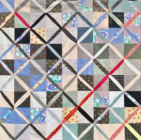 Basket full of Scraps...: Lattice Quilt Top Lattice Quilt Pattern, Lattice Ideas, Garden Quilts, Lattice Quilt, Wind Mill, African Quilts, Cross Quilt, String Quilts, Plaid Quilt