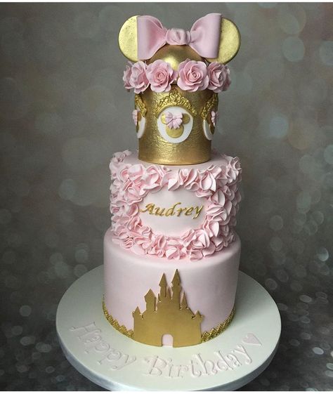 Minnie Mouse cake 3 Tier Minnie Mouse Cake, Mermaid Baby Shower Cake, Twodles Birthday, Minnie Mouse Birthday Party Decorations, Minnie Mouse First Birthday, Minnie Mouse Birthday Decorations, Minnie Mouse Birthday Cakes, Mickey Cakes, Minnie Mouse 1st Birthday