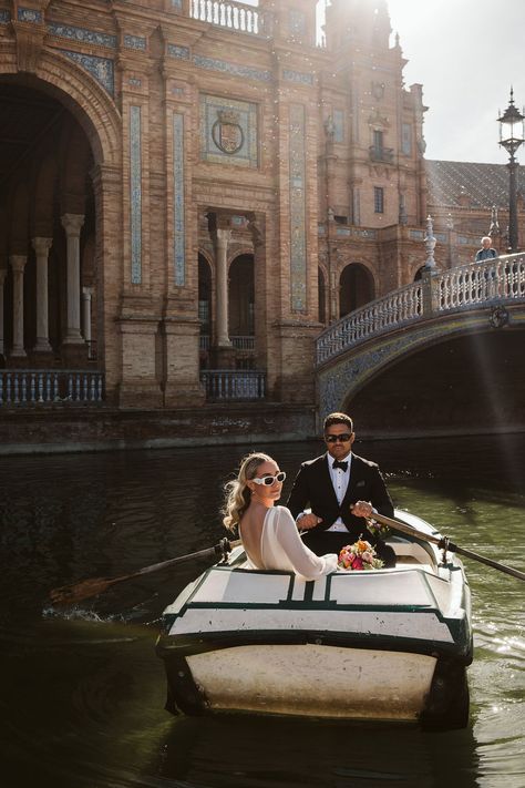 Anna + John by Blancorazon Wedding Spain Elopement, Europe Elopement, Italy Elopement, Together Journal, Elopement Planning, St Emilion, Running Race, Jewel Wedding, Colorful City