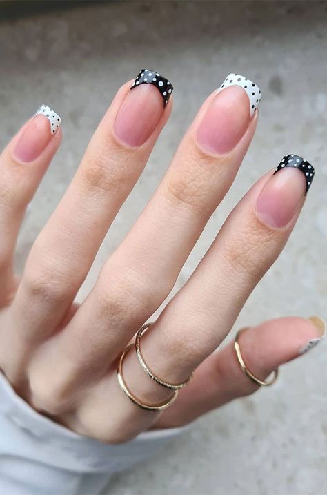 44. Black & White Polka Dot French nails We have a pretty nail look for those loves polka dot design. The manicure features natural... Dot French Nails, Black French Nails, Polka Dot Nail Designs, Dot Nail Designs, Natural Looking Nails, Polka Dot Nail Art, Matte Black Nails, Dot Nail Art, Polka Dot Nails