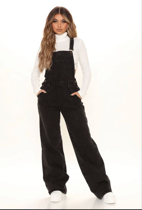 Jean Overall Outfits, Overalls Outfit Winter, Black Overalls Outfit, Denim Overalls Outfit, Fall Thrift, Clothes Board, Thrift Inspo, Overall Outfit, Overalls Outfit