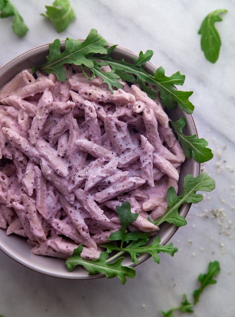 Purple Party Foods, Purple Cauliflower Recipe, Purple Pasta, Purple Cauliflower, Cauliflower Alfredo, Purple Food, Beetroot Powder, Alfredo Pasta, Cauliflower Recipes